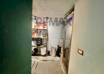 Dispensa di stoccaggio - Stabile - Palazzo Via Napoli
 
77, Vairano Patenora - foto 50