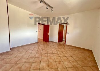 Stanza vuota - Stabile - Palazzo Via Napoli
 
77, Vairano Patenora - foto 91