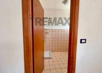 Bagno - Stabile - Palazzo Via Napoli
 
77, Vairano Patenora - foto 93