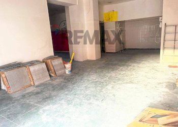 Parcheggio - Stabile - Palazzo Via Napoli
 
77, Vairano Patenora - foto 107