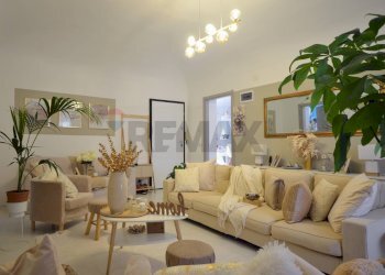 Soggiorno - Appartamento Corso Ricci
 
68, Savona - foto 5