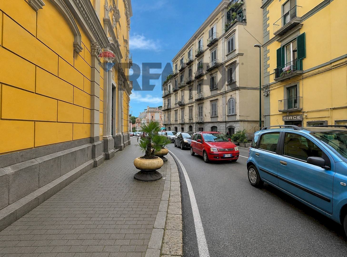 Edificio all\'aperto - Commercial Premises Napoli - photo 2