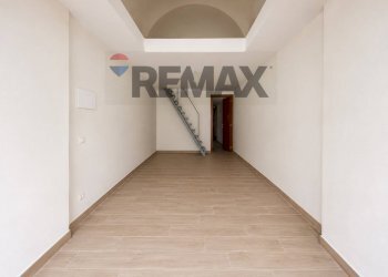 Stanza vuota - Commercial Premises Napoli - photo 3