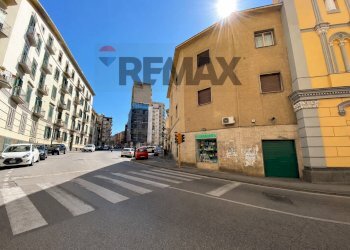Edificio all\'aperto - Commercial Premises Napoli - photo 6