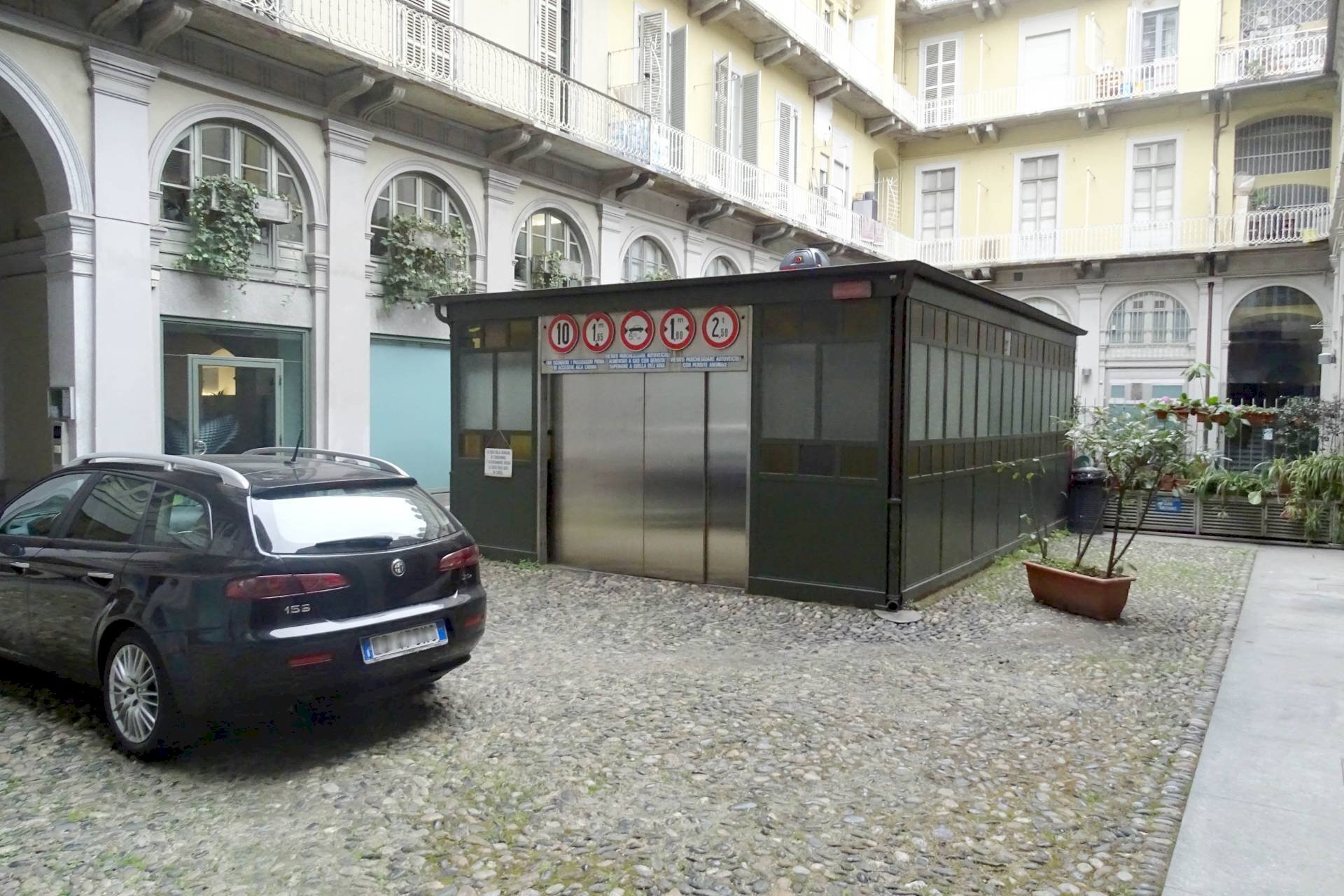 Foto 2 - Box Corso Giacomo Matteotti
15, Torino - photo 2