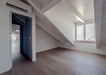 Foto 4 - Attic VIA BRUNO BUOZZI
 
2, Torino - photo 4