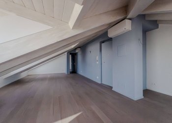 Foto 5 - Attic VIA BRUNO BUOZZI
 
2, Torino - photo 5
