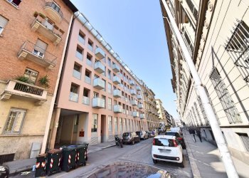 Facciata - Box Via Giuseppe Giacosa
 
28, Torino - photo 8
