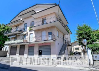 Foto 4 - Bilocale Via Santuario
 
4, Dalmine - foto 3