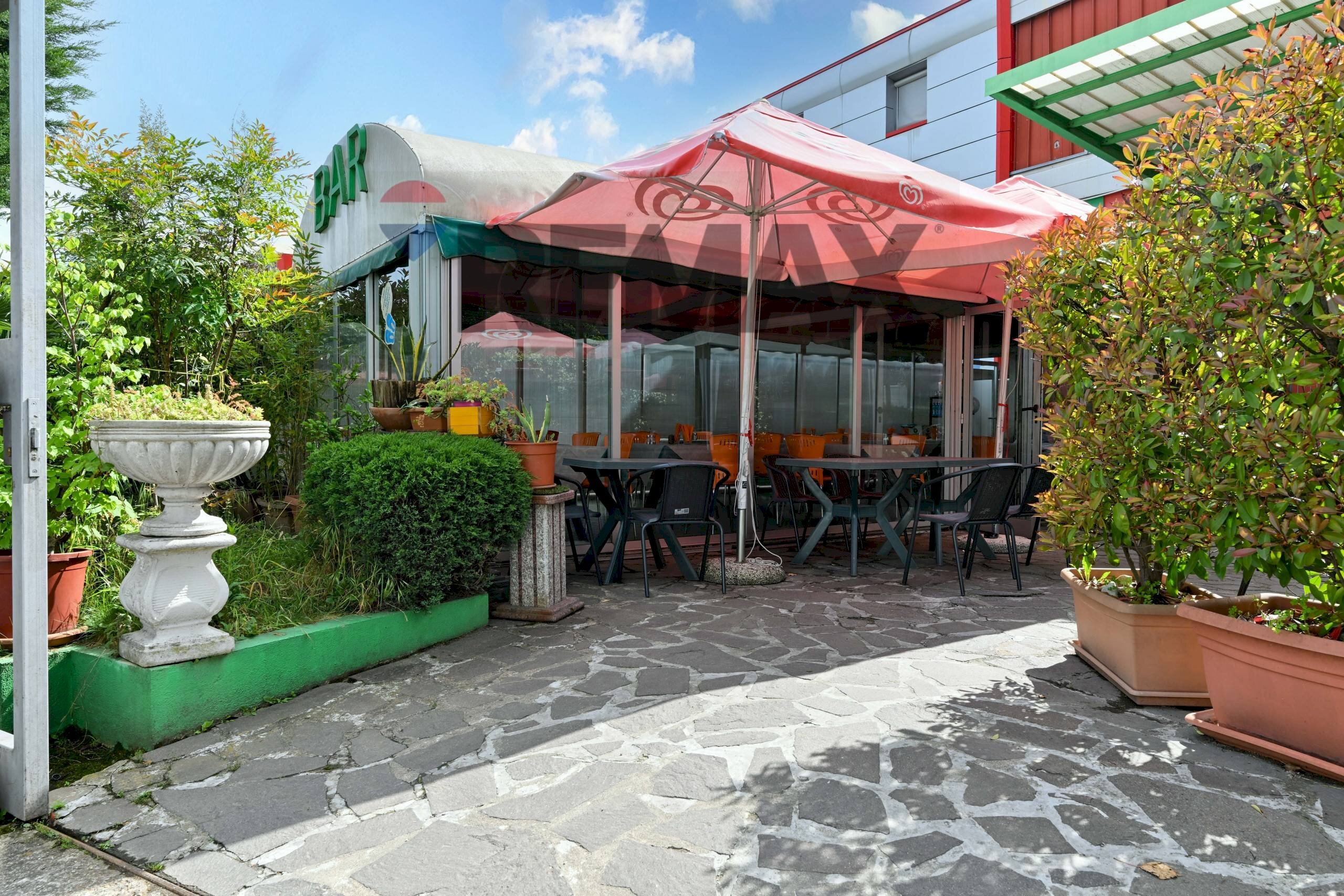 Casa all\'aperto - Bar Tavola Calda - Fredda Pero - foto 1