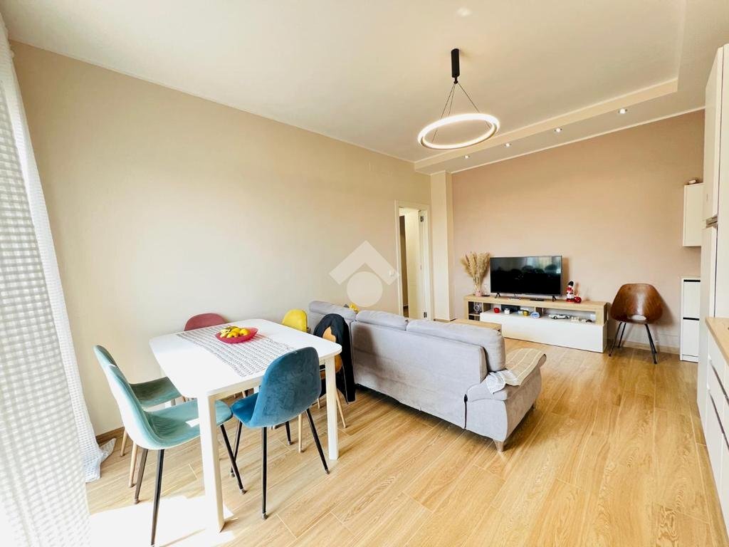 Trilocale Piazza Guglielmo Miani, Milano (zona Barona) - foto 1