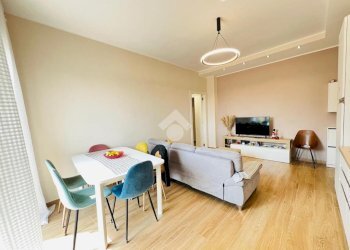 Trilocale Piazza Guglielmo Miani, Milano (zona Barona) - foto 1