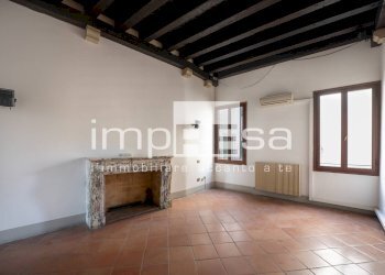 Foto 10 - Stable - Palace Via Tolpada
 
1, Treviso - photo 10