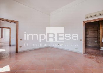 Foto 44 - Stable - Palace Via Tolpada
 
1, Treviso - photo 44