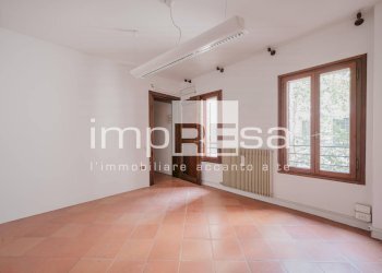 Foto 48 - Stable - Palace Via Tolpada
 
1, Treviso - photo 48