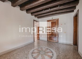 Foto 54 - Stable - Palace Via Tolpada
 
1, Treviso - photo 54