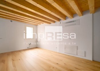 Foto 4 - Attic piazza duomo
1, Treviso - photo 4