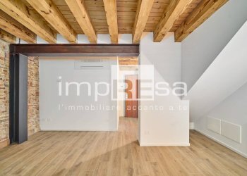ZONA GIORNO - Two-room apartment Via Dotti
12, Treviso - photo 8