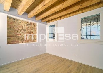 CAMERA MATRIMONIALE - Two-room apartment Via Dotti
12, Treviso - photo 16
