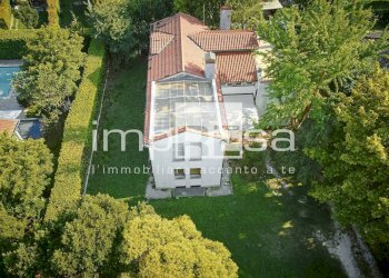 Foto 1 - Villa Via Fornaci
 
32, Treviso - photo 1