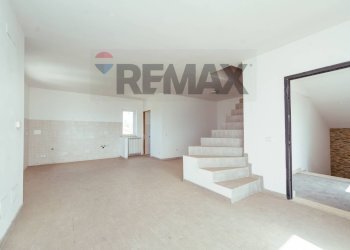 Scale - Three-room apartment Via dei Platani
 
8, Capena - photo 5