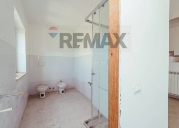 Bagno - Three-room apartment Via dei Platani
 
8, Capena - photo 8