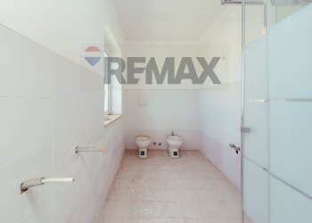 Bagno - Three-room apartment Via dei Platani
 
8, Capena - photo 13