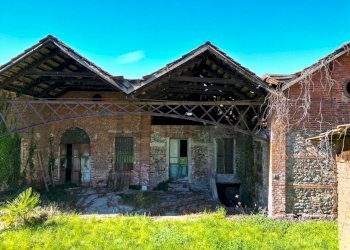 Casa all\'aperto - Stable - Palace Viale Giuseppe Mazzini
 
1, Romagnano Sesia - photo 9