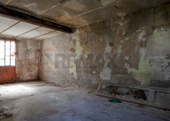 Stanza vuota - Stable - Palace Viale Giuseppe Mazzini
 
1, Romagnano Sesia - photo 24