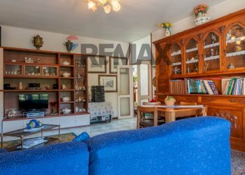 Soggiorno - Semi-detached house Via Duchessa di Genova
 
53, Stresa - photo 12