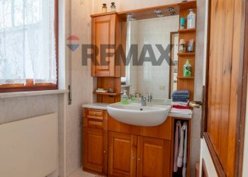 Bagno - Semi-detached house Via Duchessa di Genova
 
53, Stresa - photo 19