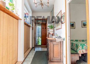 Hall / corridoio - Semi-detached house Via Duchessa di Genova
 
53, Stresa - photo 26