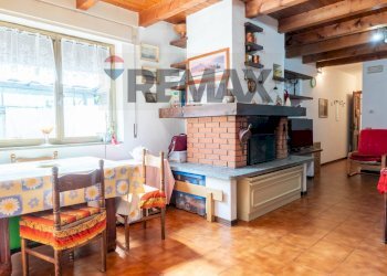 Sala da pranzo - Semi-detached house Via Duchessa di Genova
 
53, Stresa - photo 32