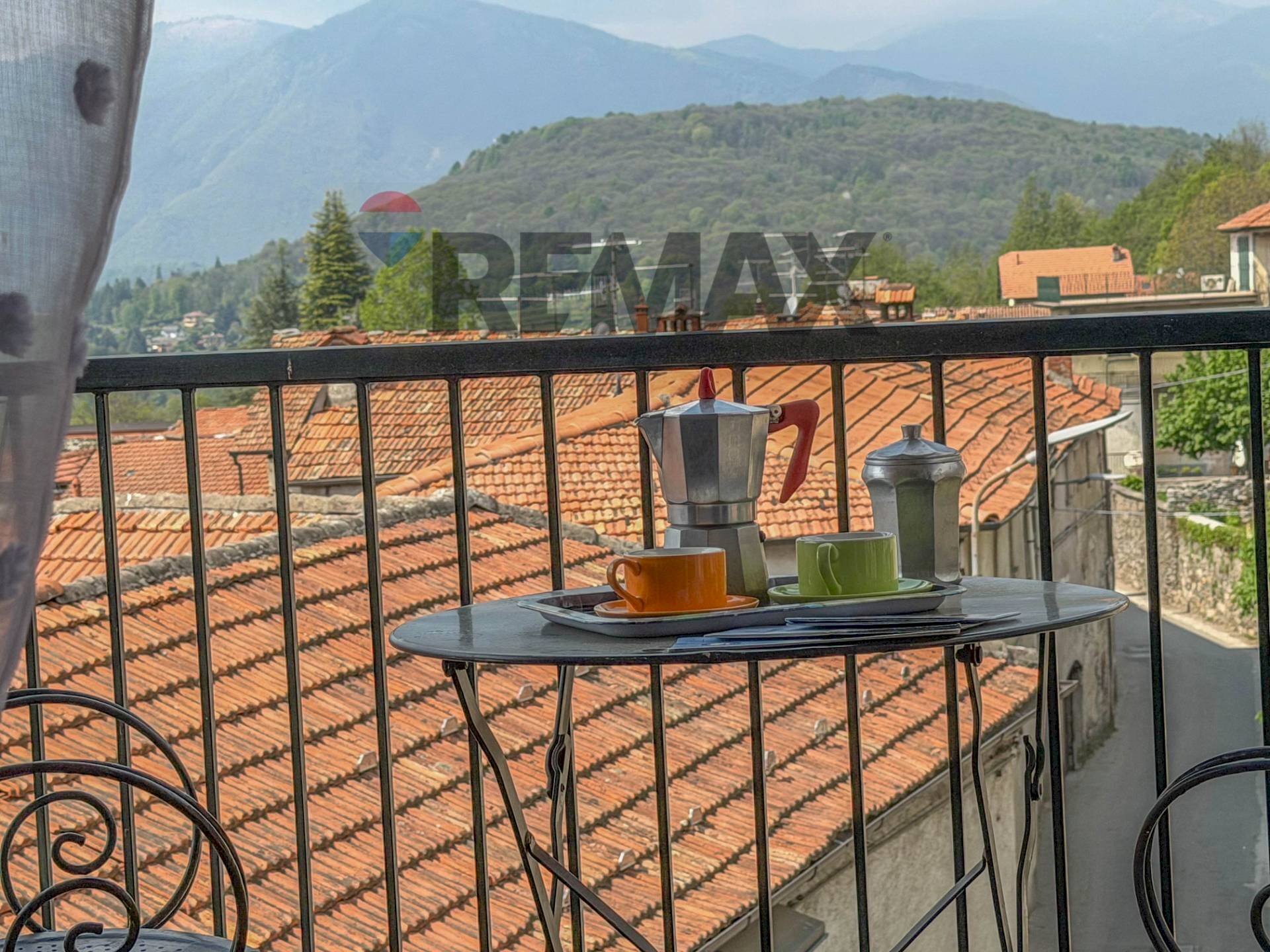 Balcone - Appartamento Via Sappa
35, Armeno - foto 3