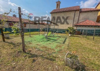Giardino - Appartamento Via Sappa
 
35, Armeno - foto 30