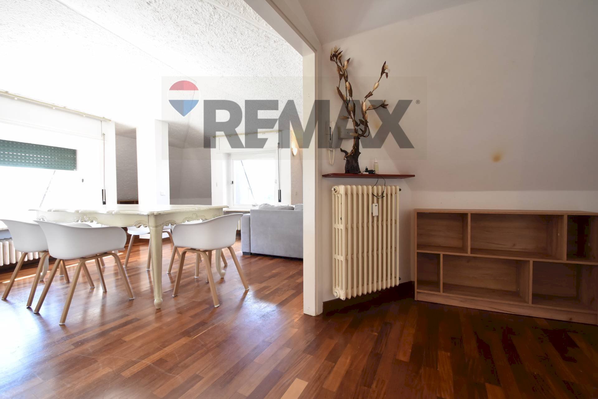 Sala da pranzo - Appartamento PIAZZA MATTEOTTI
 
5, Castelletto Sopra Ticino - foto 3