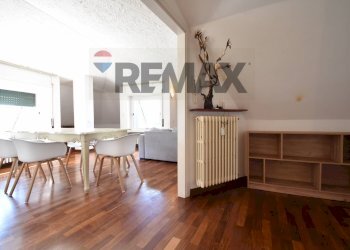 Sala da pranzo - Appartamento PIAZZA MATTEOTTI
 
5, Castelletto Sopra Ticino - foto 3
