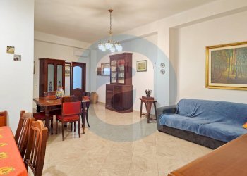 Foto 3 - Trilocale Via Brigata Regina
 
83, Bari - foto 3