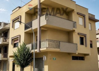 Edificio all\'aperto - Independent house Corso dei Mille
 
200/A, Menfi - photo 2