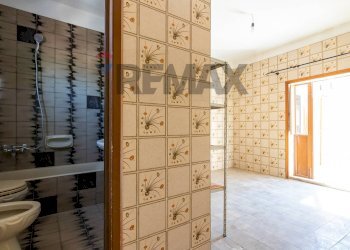 Bagno - Independent house Via Archimede
 
26, Comiso - photo 12