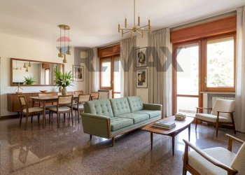 Sala da pranzo - Villa Via Roma
 
36, San Giovanni Teatino - foto 5