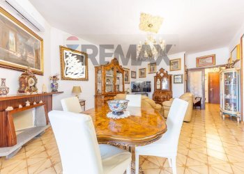 Sala da pranzo - Attic Via Anagnina
332, Roma - photo 10