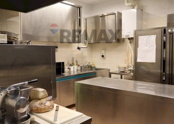 Cucina - Commercial Premises via Sant'Antonio Abate
16, Campobasso - photo 4