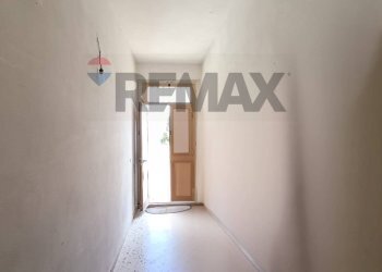 Hall / corridoio - Independent house Via Vespri
 
377, Valderice - photo 9