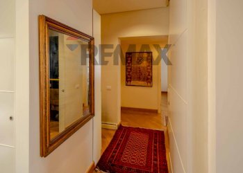 Hall / corridoio - Appartamento Via Scipione Crisanzio
 
46, Bari - foto 21