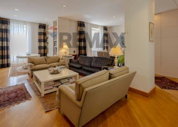 Soggiorno - Appartamento Via Scipione Crisanzio
 
46, Bari - foto 23