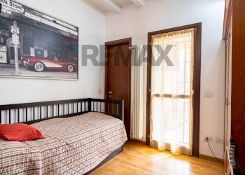 Camera / camera da letto - Quadrilocale Strada Argini Parma
 
38, Parma - foto 13