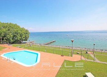 Piscina comune - Trilocale via mazzini
 
1, Padenghe sul Garda - foto 1