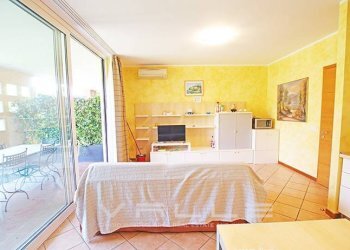 Soggiorno - Trilocale via mazzini
 
1, Padenghe sul Garda - foto 22