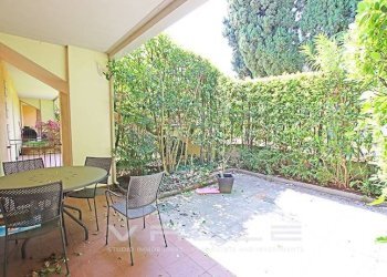 Cortile - Trilocale via mazzini
 
1, Padenghe sul Garda - foto 35